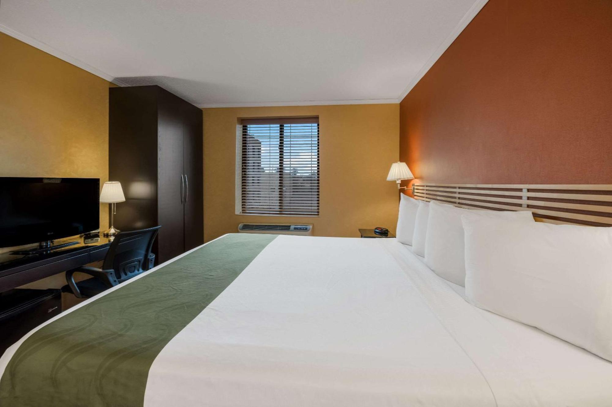 Quality Inn Jfk Airport Rockaway Blvd New York Exterior foto